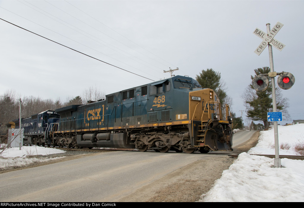 CSXT 468 Leads M426 at Berry Rd. in Monmouth